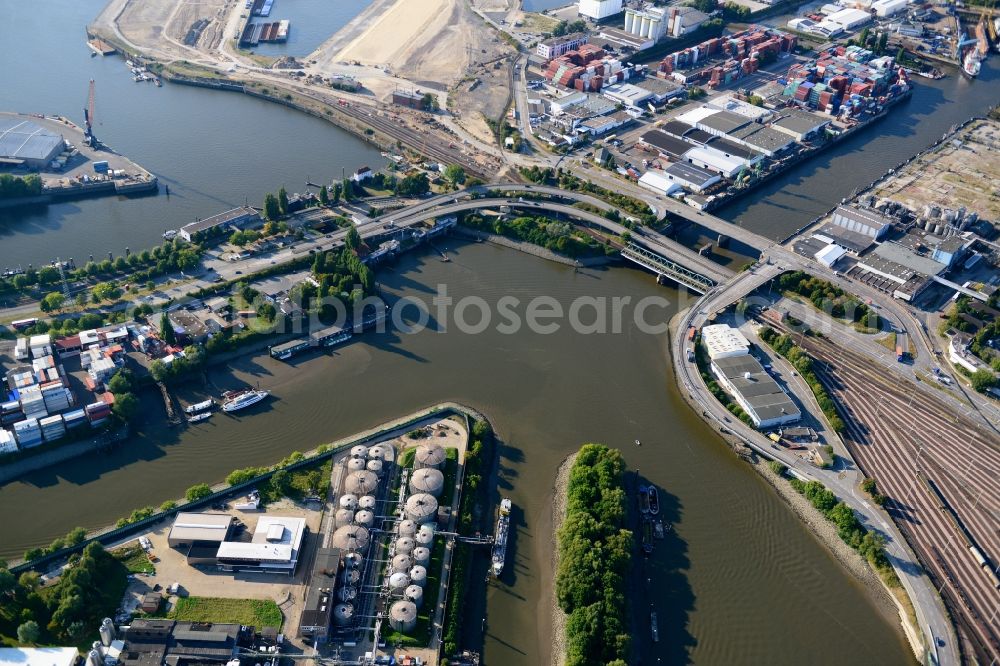 Hamburg from the bird's eye view: The junction Argentinienknoten with Kluetjenfelder road, Ellerholz bridge and Argentinien bridge. A project of the Hamburg Port Authority HPA