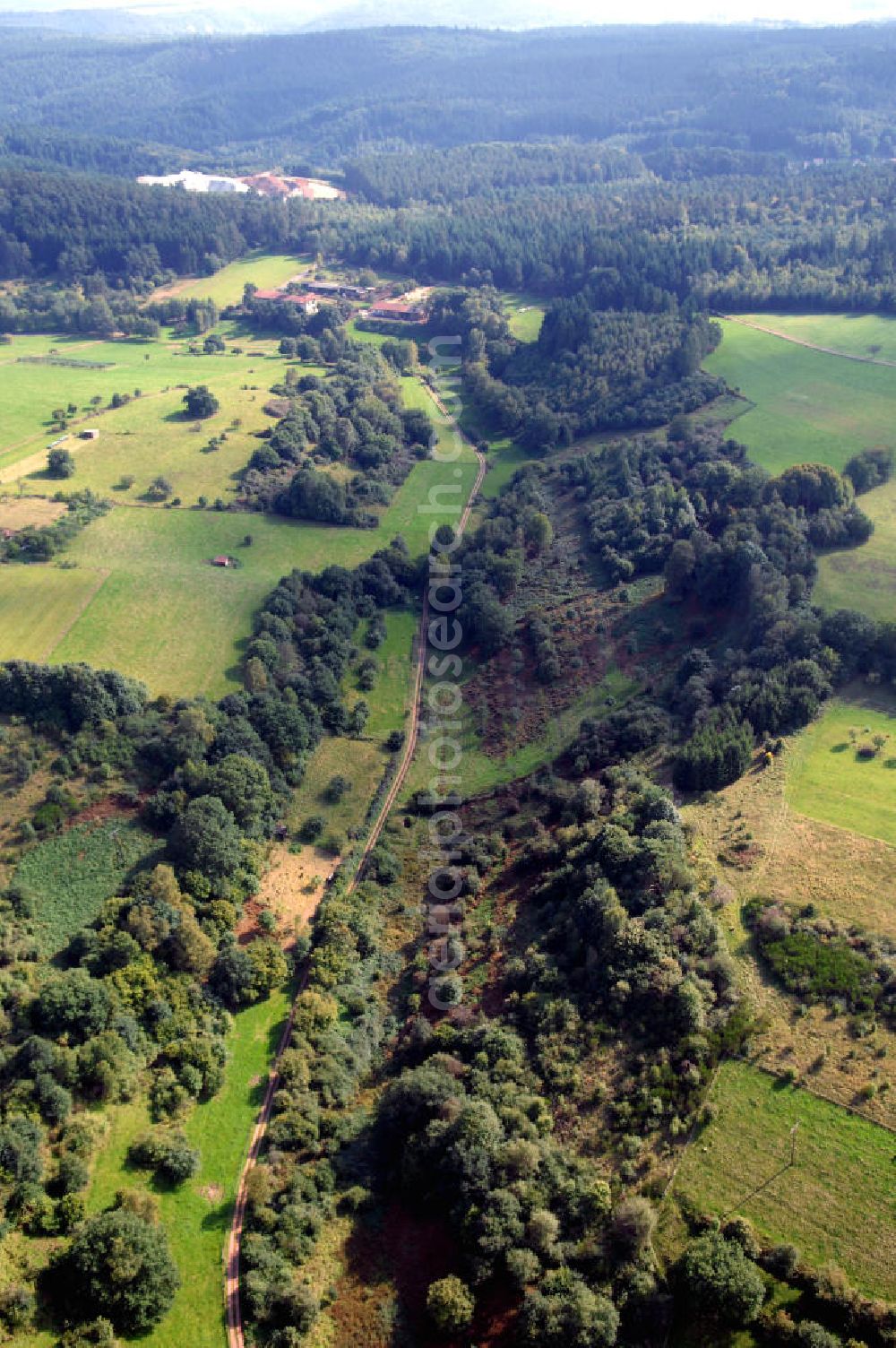 Mettlach OT Saarhölzbach from above - Blick über das Arkansas Wäldchen bei Saarhölzbach.