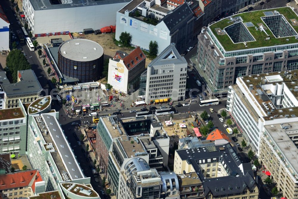 Aerial image Berlin - View at the construction site of the new building Asisi-Panometer at the Friedrichstrasse in the district Mitte in Berlin. The Panometer is a project of the artist Yadegar Asisi and shows a panoramic view through an compressed artistic look at his panoramic image The Wall about the divided Berlin during the Cold War. Responsible for the architecture is the architect office Behzadi + Partner Architekten BDA established in Leipzig 