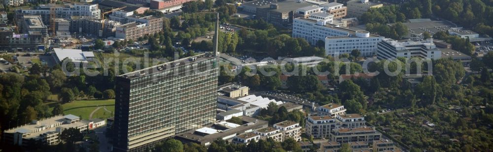 Hamburg from above - View at the Asklepios Klinik Altona and residential area, in the background the building of the Euler Hermes Receivables Management Germany GmbH in the district Othmarschen in Hamburg