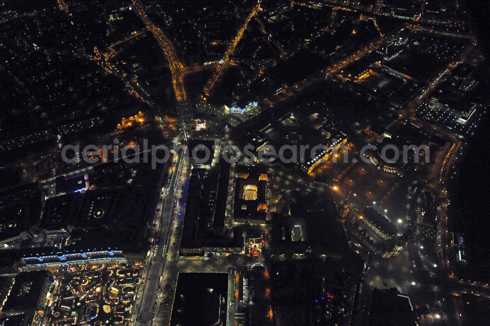 Aerial photograph at night Dresden - Nachtaufnahme der weihnachtlich geschmückten Altstadt. Night shot of the festively decorated old town.