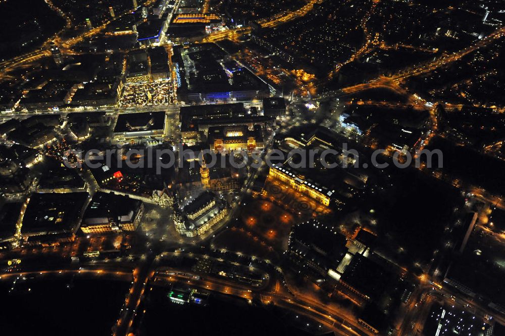 Dresden at night from above - Nachtaufnahme der weihnachtlich geschmückten Altstadt. Night shot of the festively decorated old town.