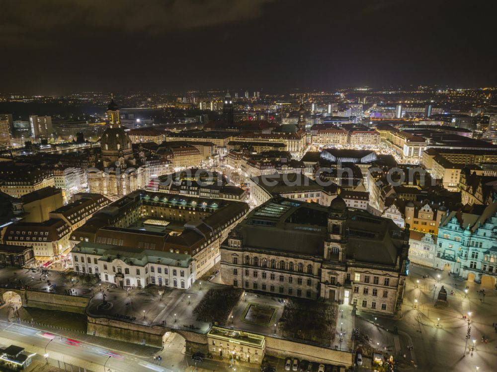 Aerial image at night Dresden - Night lights and lighting in the old town area and inner city center Theaterplatz on the street Terrassenufer in the district of Altstadt in Dresden in the federal state of Saxony, Germany