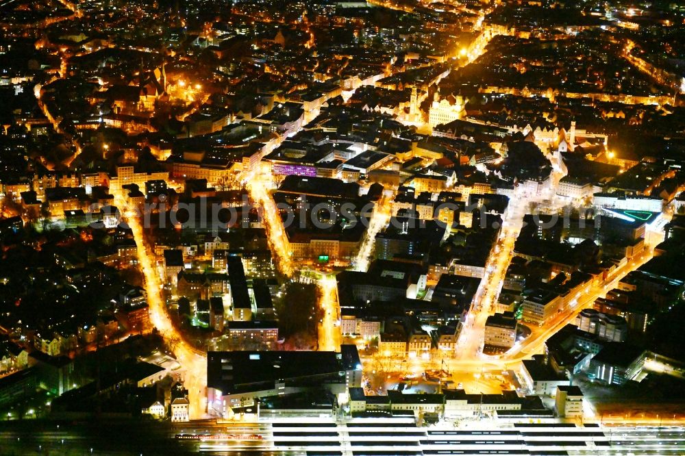 Aerial photograph at night Augsburg - Night lighting old Town area and city center in the district Bahnhofs-Bismarckviertel in Augsburg in the state Bavaria, Germany