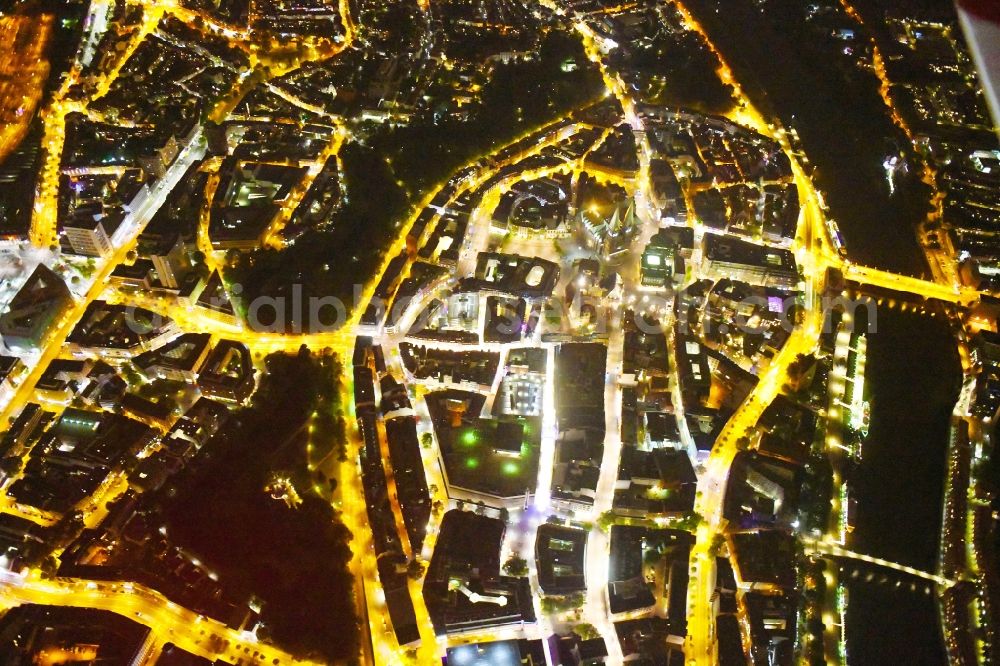 Aerial image at night Bremen - Night lighting Old Town area and city center in the district Mitte in Bremen, Germany