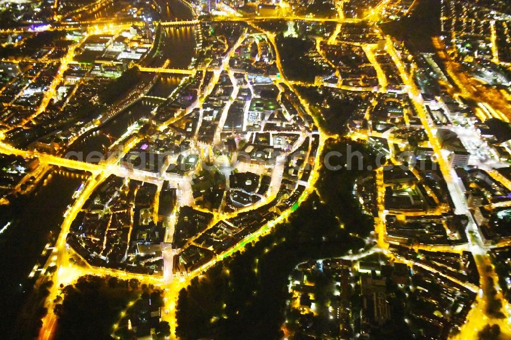 Aerial image at night Bremen - Night lighting Old Town area and city center in the district Mitte in Bremen, Germany