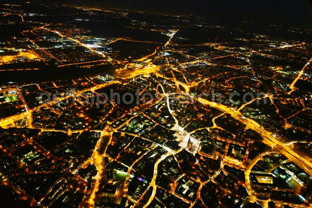 Aerial photograph at night Halle (Saale) - Night lighting Old Town area and city center in the district Mitte in Halle (Saale) in the state Saxony-Anhalt, Germany