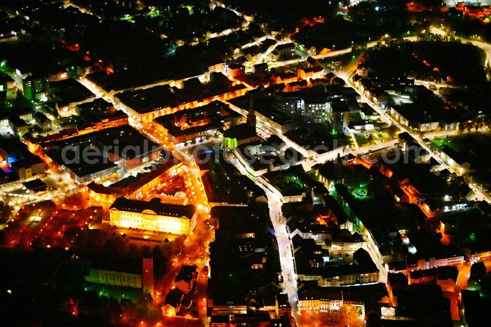 Aerial photograph at night Zweibrücken - Night lighting old Town area and city center on Hauptstrasse in Zweibruecken Westpfalz in the state Rhineland-Palatinate, Germany