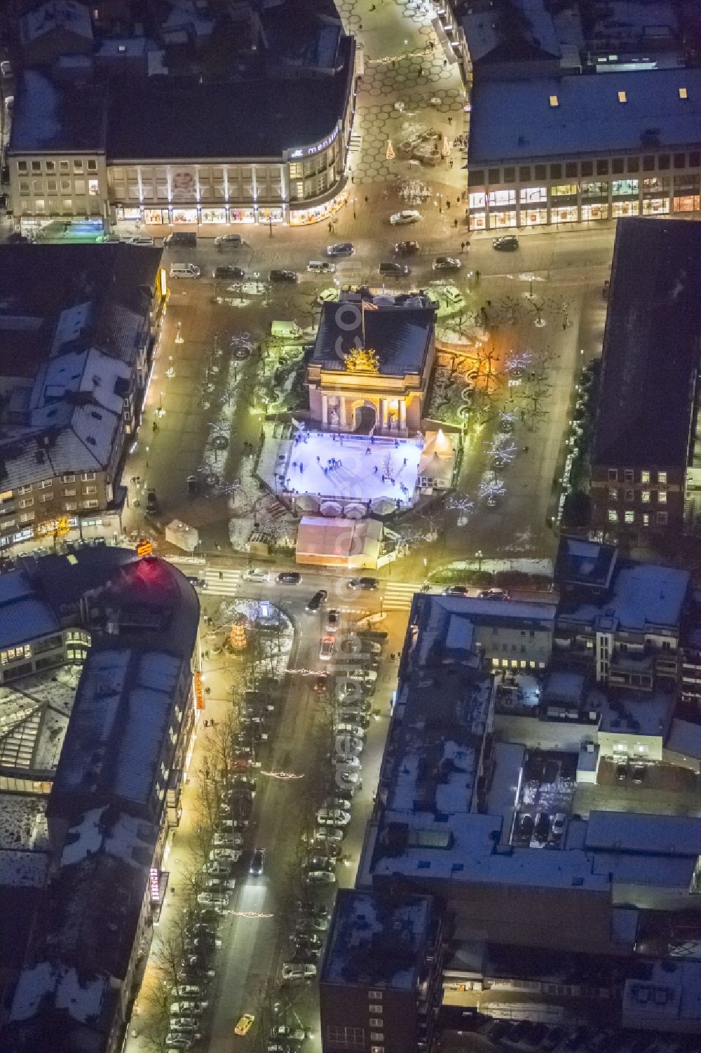 Wesel at night from above - Night aerial photograph of the area at the Berliner-Tor-Platz in Wesel, in North Rhine-Westphalia