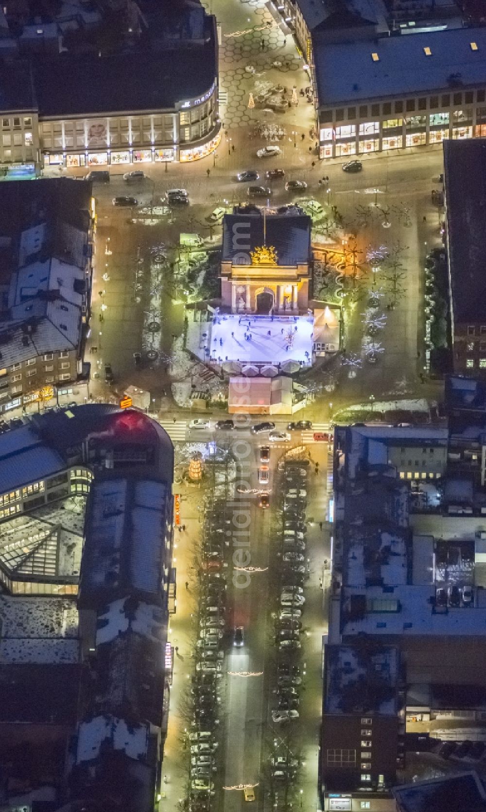 Aerial image at night Wesel - Night aerial photograph of the area at the Berliner-Tor-Platz in Wesel, in North Rhine-Westphalia