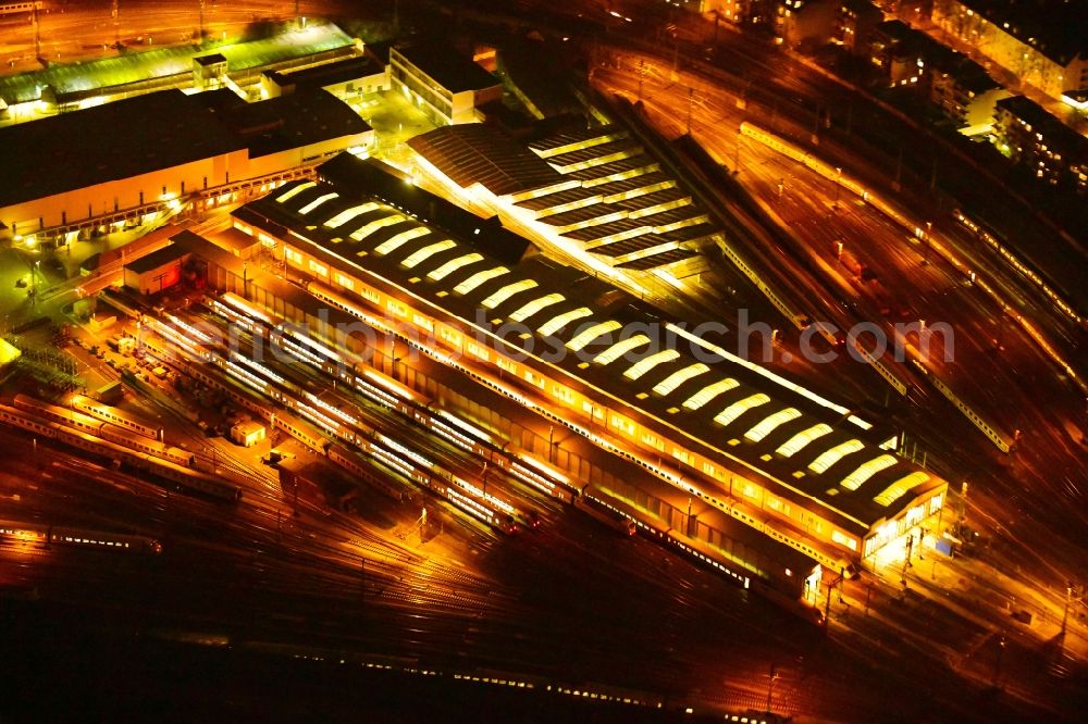 Köln at night from above - Night lighting railway depot and repair shop for maintenance and repair of trains of passenger transport in the district Neustadt-Nord in Cologne in the state North Rhine-Westphalia, Germany