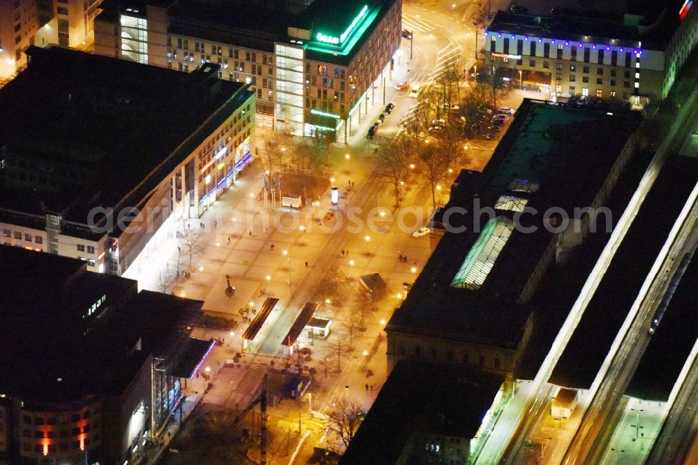 Aerial image at night Magdeburg - Night lighting Track progress and building place on Bahnhofstrasse on main station of the railway in the district Altstadt in Magdeburg in the state Saxony-Anhalt