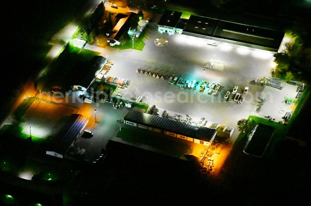 Aerial image at night Güsten - Night lighting site of the depot of the on Neue Anlage in Guesten in the state Saxony-Anhalt, Germany