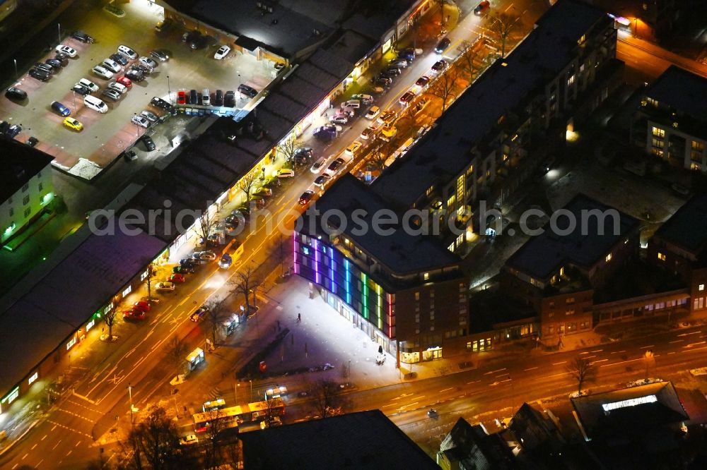 Aerial photograph at night Lübeck - Night lighting office building - Ensemble Am Kaufhof in the district Marli - Brandenbaum in Luebeck in the state Schleswig-Holstein, Germany