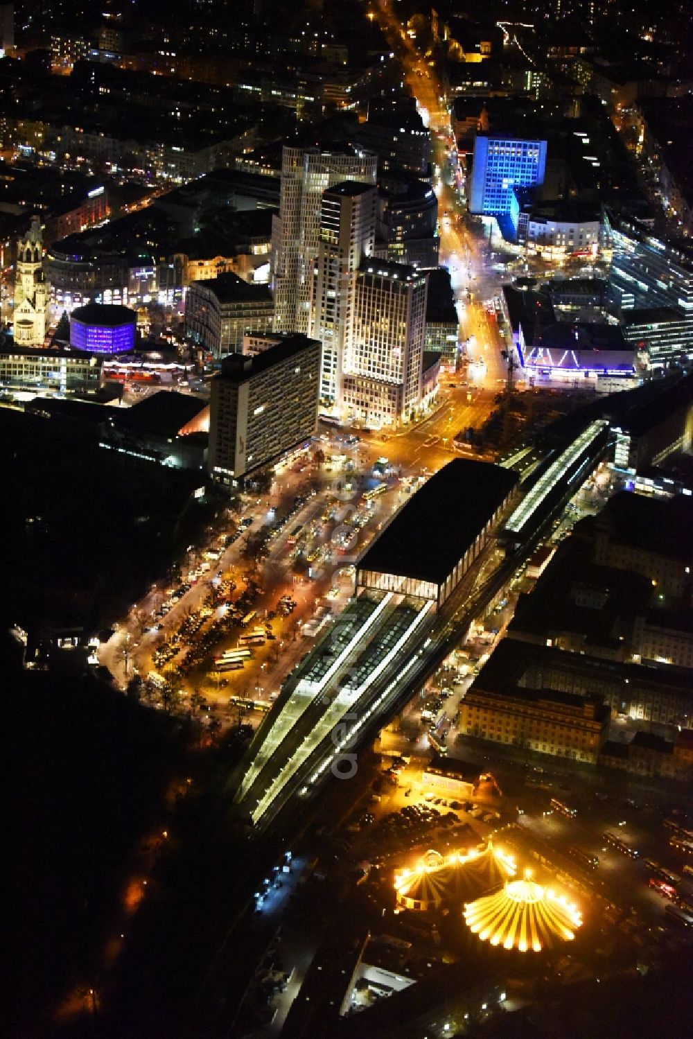 Berlin at night from the bird perspective: Night view circus tent domes of the circus of the Flic Flac Tour GmbH in the Charlottenburg district in Berlin