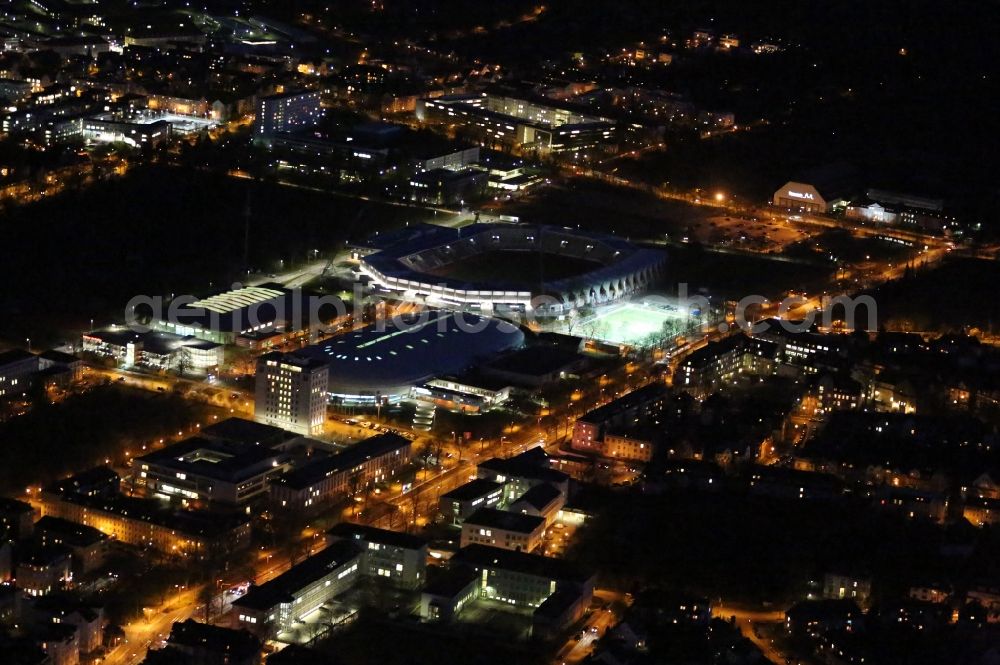 Erfurt at night from above - Night aerial view of the Arena of the stadium Steigerwaldstadion, the Eissportzentrum Erfurt and the Leichtathletikhalle Erfurt in Erfurt in the state of Thuringia