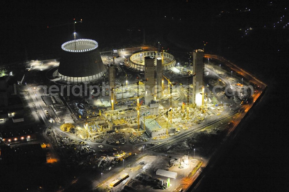 Aerial image at night Hamm - Night view of Construction site at the powerhouse / coal power station in the district Hamm-Uentrop with the former nuclear power station NPS / atomic plant THTR-300 in North Rhine-Westphalia