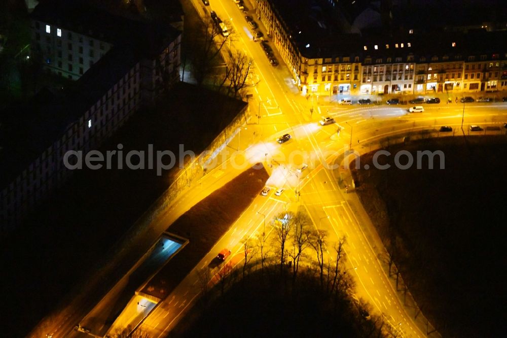 Dresden at night from the bird perspective: Night lighting Road over the crossroads Stauffenbergallee - Radeberger Strasse - Waldschloesschenstrasse in the district Neustadt in Dresden in the state Saxony, Germany