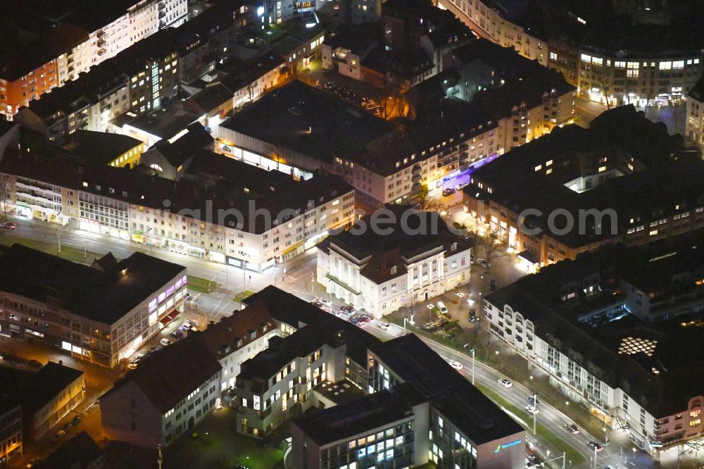 Aerial photograph at night Braunschweig - Night lighting Office building on Kuechenstrasse corner Hoehe in Braunschweig in the state Lower Saxony, Germany