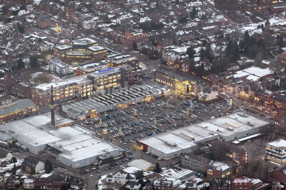 Aerial image at night Kleve - Night aerial view of the mall E-Center Kleve in North Rhine-Westphalia