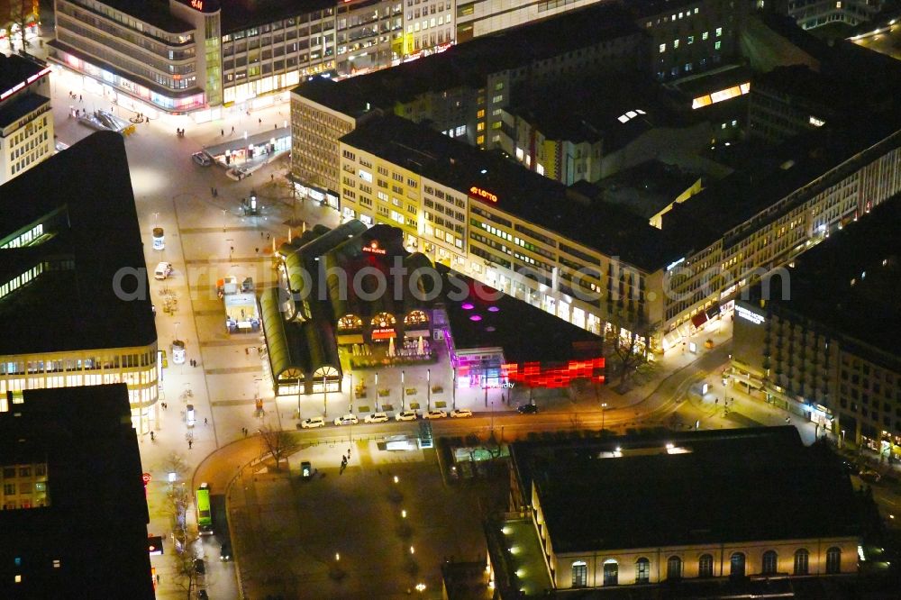 Hannover at night from above - Night lighting Building of the restaurant Jim Block Hannover and das KandenCenter von enercity on Kroepcke in the district Mitte in Hannover in the state Lower Saxony, Germany