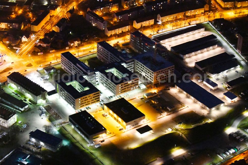 Aerial photograph at night Erfurt - Night lighting Building complex of the Lka Thueringen in Erfurt in the state Thuringia