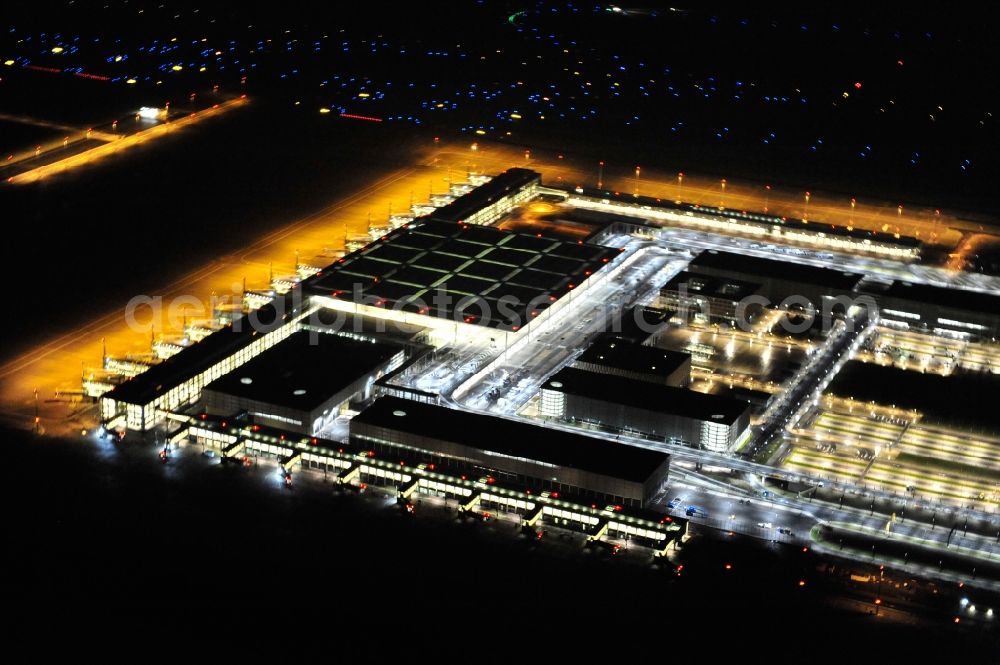 Aerial photograph at night Schönefeld - Site of the new airport BER / BBI AIRPORT BERLIN BRANDENBURG Willi Brandt in Schönefeld in Brandenburg. The new terminal is in the south of the airport Berlin -Schoenefeld quality built