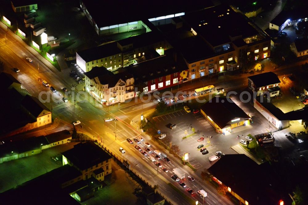 Aerial photograph at night Berlin Kaulsdorf - Night aerial photo of crossroads in the district Kaulsdorf in Berlin