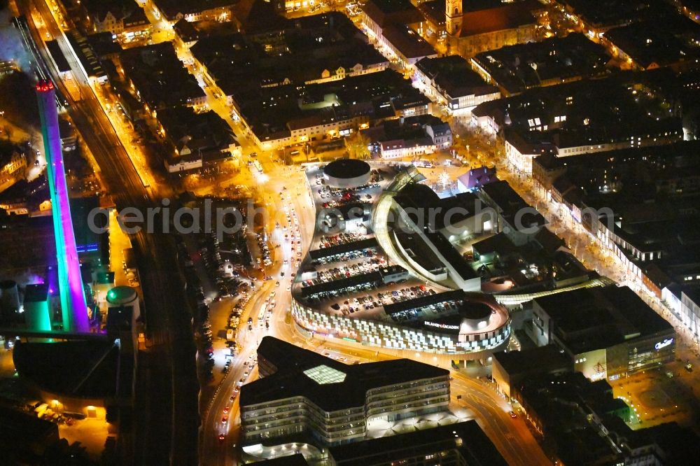 Aerial photograph at night Erlangen - Night lighting Building of the shopping center ERLANGEN ARCADEN in Erlangen in the state Bavaria, Germany