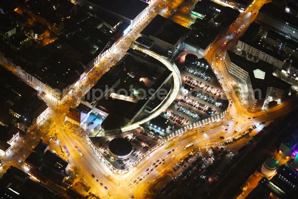 Aerial photograph at night Erlangen - Night lighting Building of the shopping center ERLANGEN ARCADEN in Erlangen in the state Bavaria, Germany