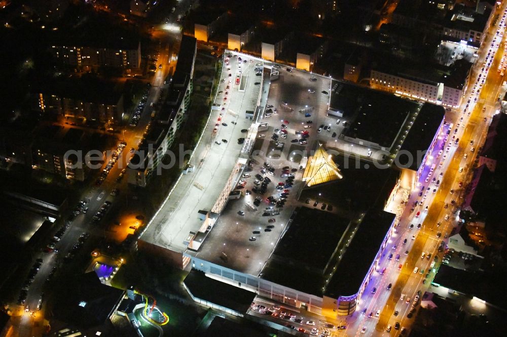 Aerial photograph at night Nürnberg - Night lighting Building of the shopping center Mercado on Aeussere Bayreuther Strasse in the district Schoppershof in Nuremberg in the state Bavaria, Germany