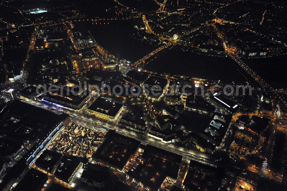 Dresden at night from above - Nachtluftbildflug über dem winterlich, schneebedecktem Dresdener Altstadtzentrum mit dem Striezelmarkt zur Vorweihnachtszeit. Night aerial flight over the Dresden Old Town Centre with the Striezelmarkt.