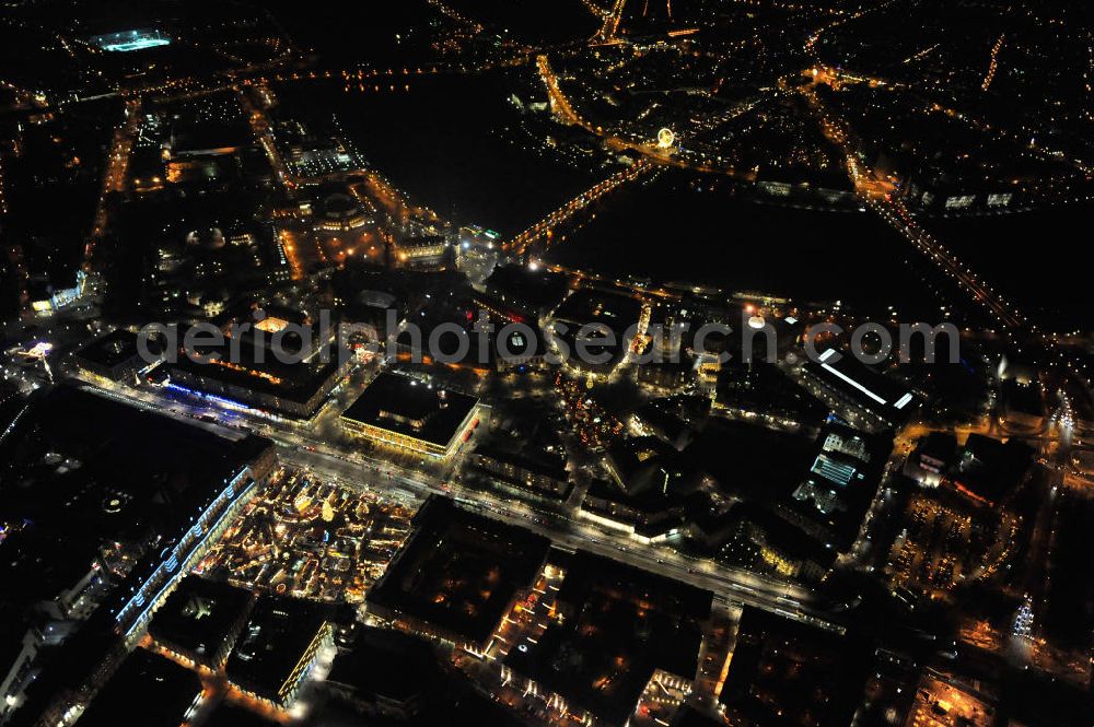 Aerial photograph at night Dresden - Nachtluftbildflug über dem winterlich, schneebedeckten Dresdener Altstadtzentrum zur Vorweihnachtszeit. Night aerial flight over the winter, snow-capped Dresden's Old Town.