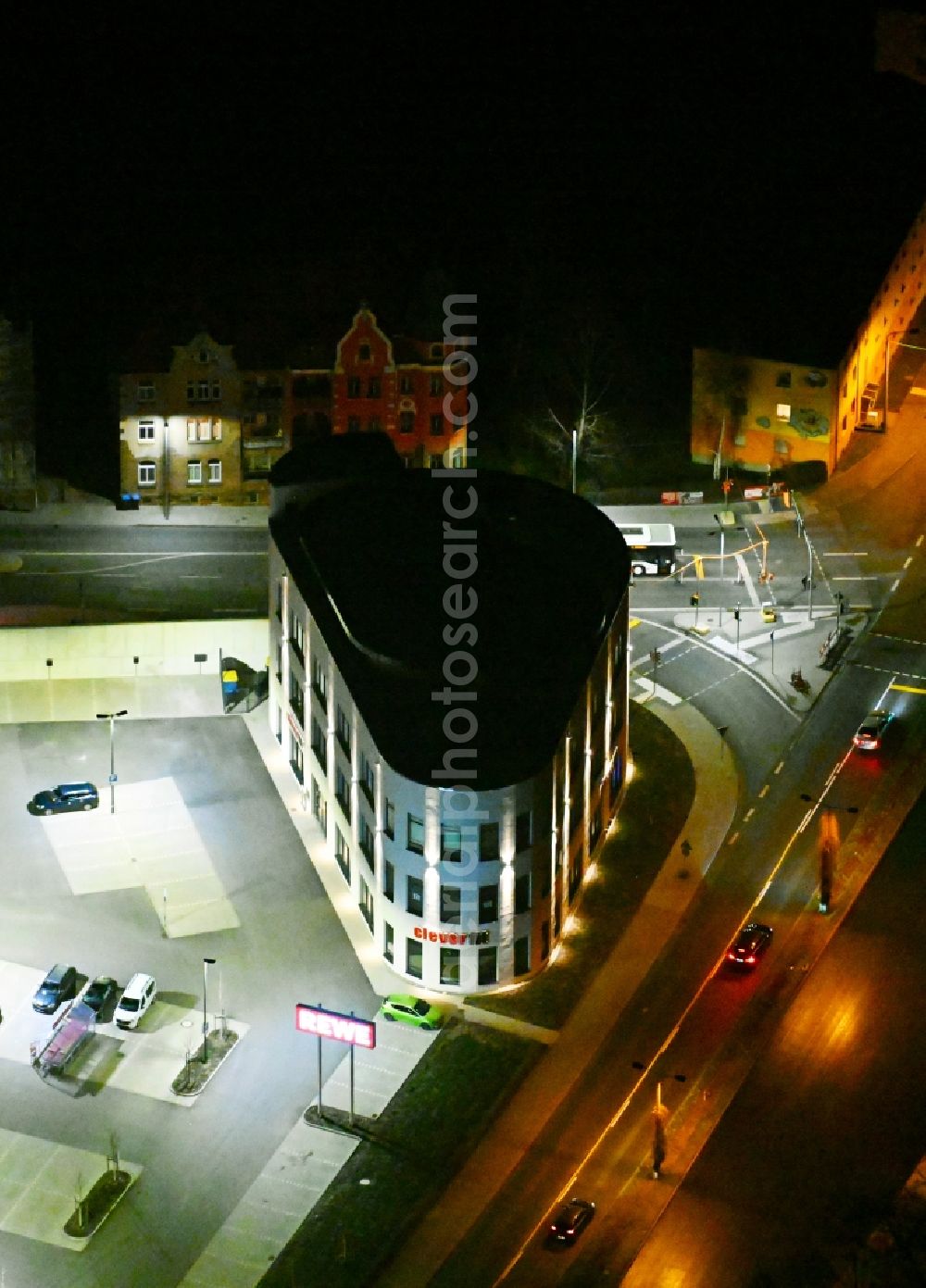 Aerial photograph at night Gotha - Night lighting leisure Centre - Amusement Park clever fit on street Stielerstrasse in Gotha in the state Thuringia, Germany