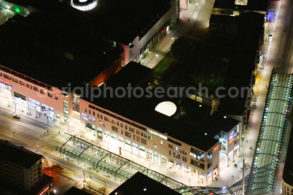 Aerial photograph at night Dresden - Night lighting Building of the shopping center Altmarkt Galerie der ECE Projektmanagement GmbH in Dresden in the state Saxony