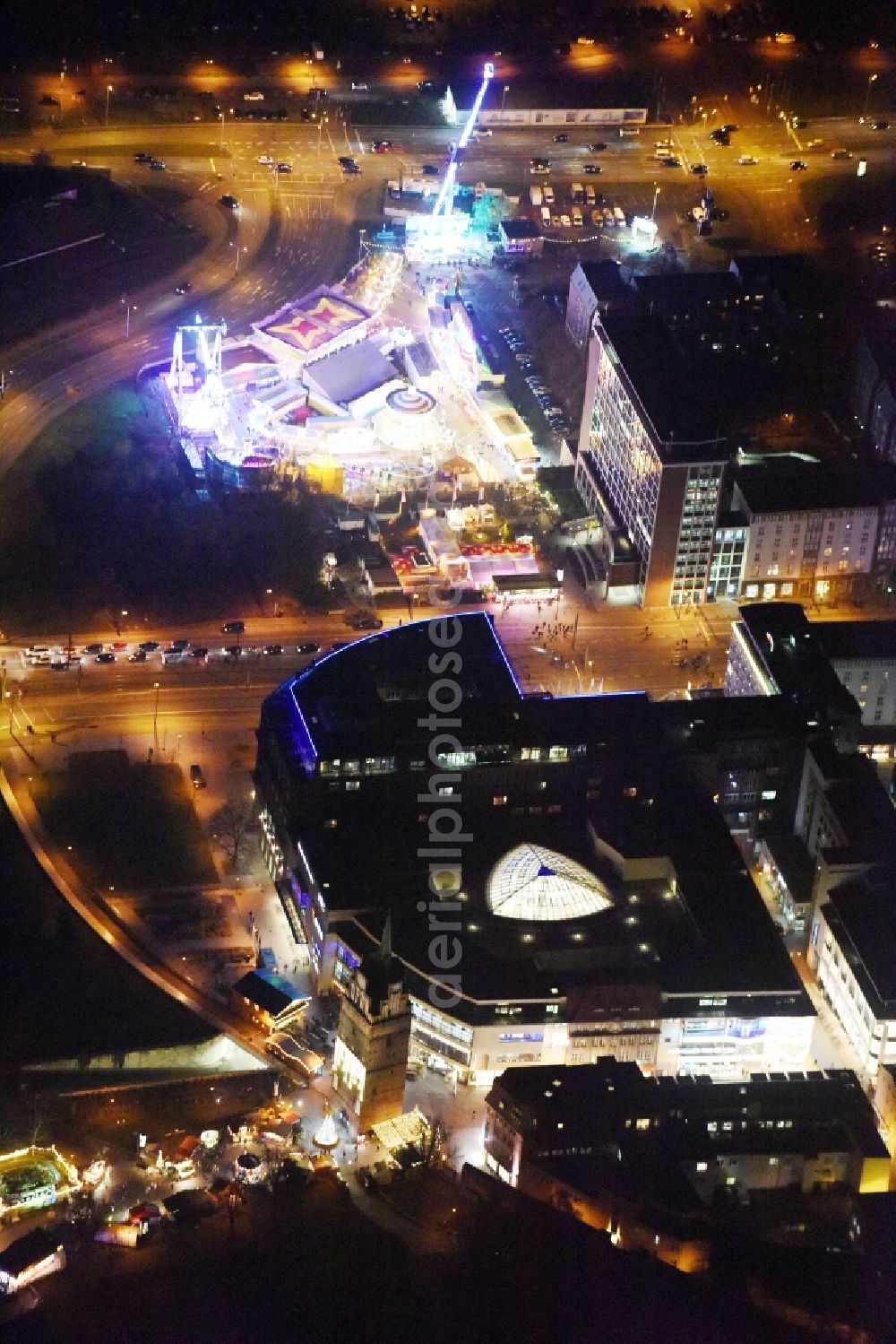 Rostock at night from above - Night view building of the shopping center Kroepeliner Tor Center Rostock in the district Mitte in Rostock in the state Mecklenburg - Western Pomerania