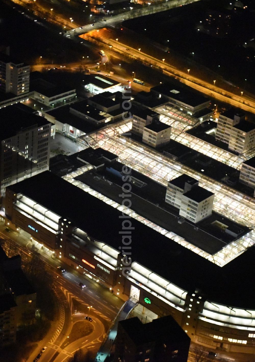 Aerial image at night Frankfurt am Main - Night view Building the shopping center Nordwest Zentrum in Frankfurt in the state Hesse