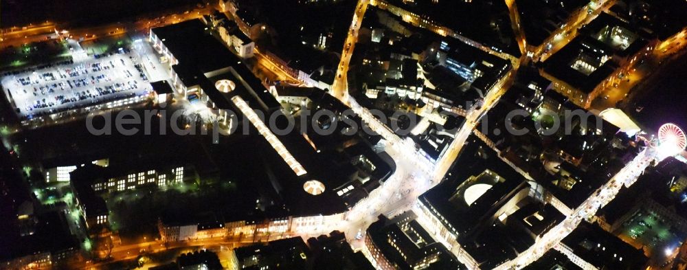 Aerial image at night Schwerin - Night view building of the shopping center Schlossparkcenter in Schwerin in the state Mecklenburg - Western Pomerania