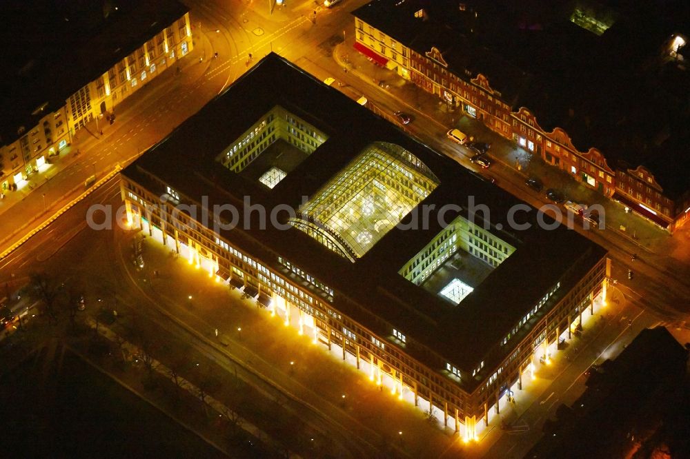 Potsdam at night from above - Night view building of the shopping center WilhelmGalerie am Platz der Einheit - Charlottenstrasse in the district Innenstadt in Potsdam in the state Brandenburg