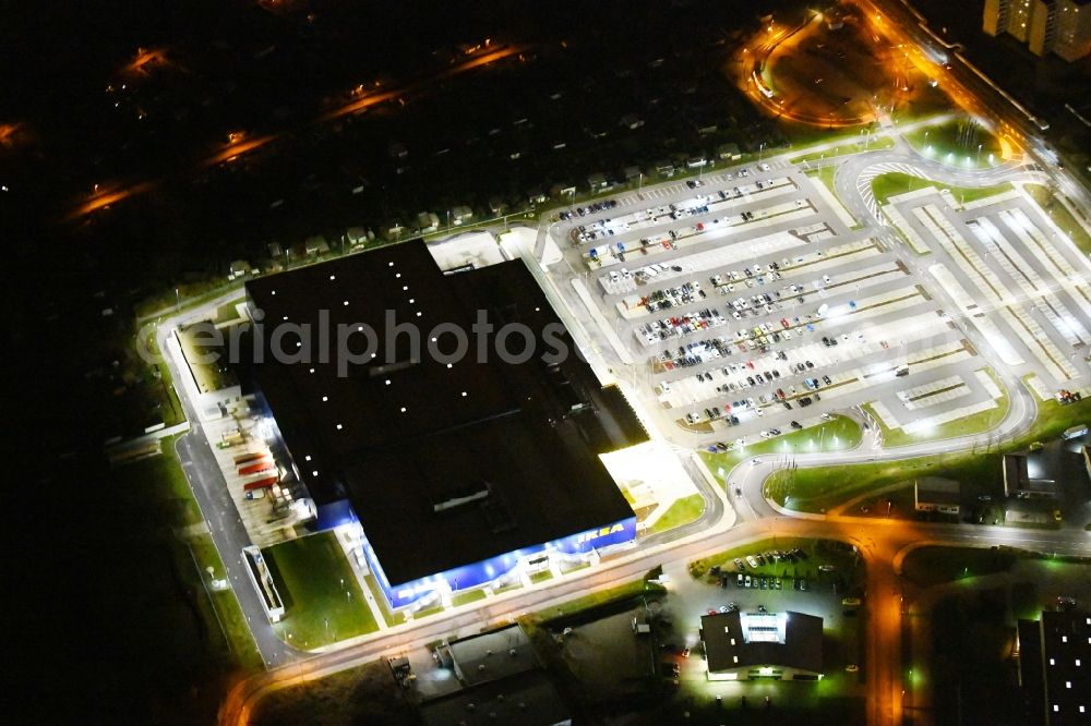 Magdeburg at night from above - Night lighting building of the store - furniture market IKEA Magdeburg on Ebendorfer Chaussee in the district Kannenstieg in Magdeburg in the state Saxony-Anhalt, Germany