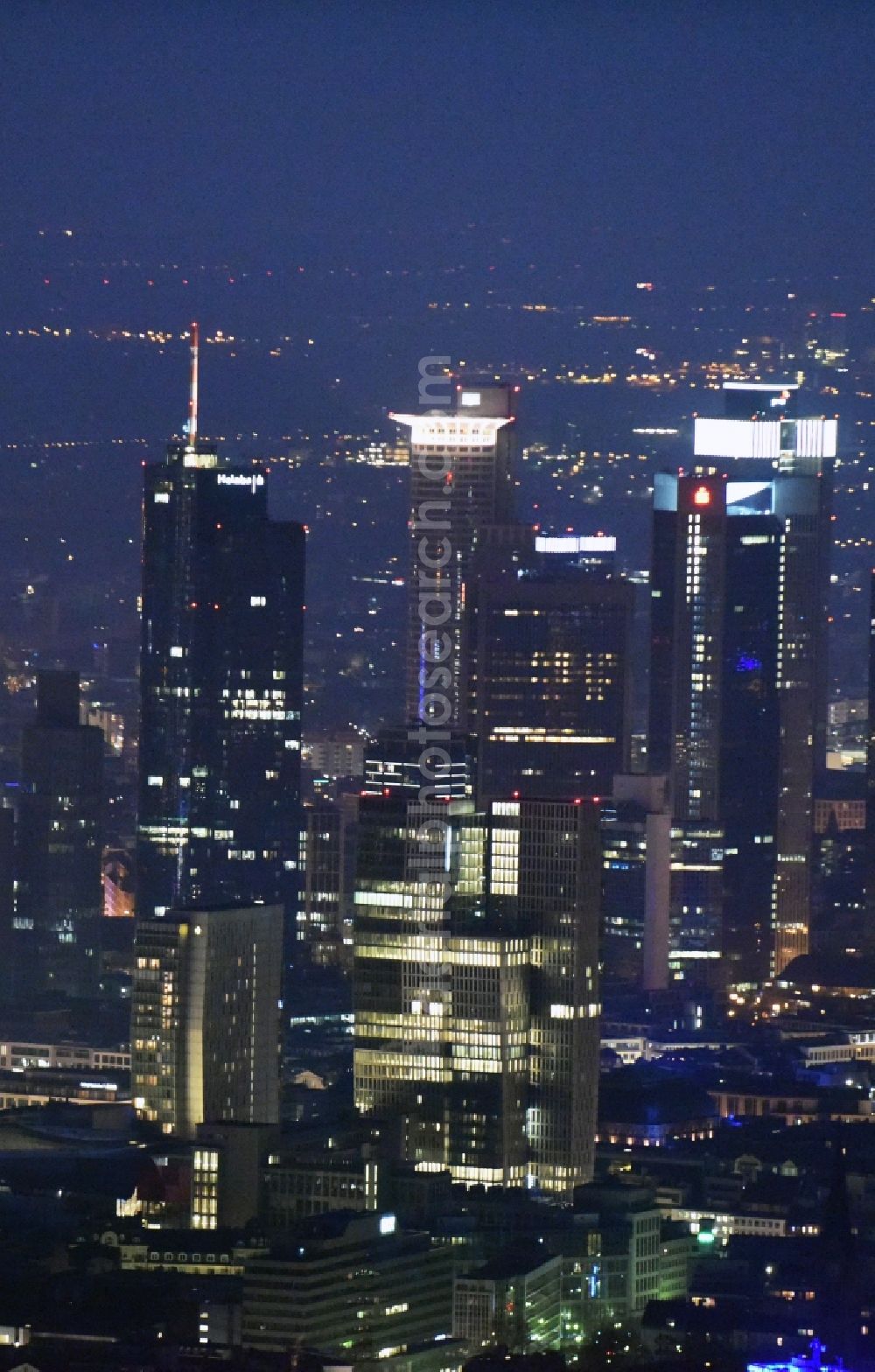 Aerial image at night Frankfurt am Main - Night view of the Palais Quartier on Skyline in Frankfurt am Main in Hesse. It is a building complex, which includes next to the shopping center MyZeil and the Jumeirah Frankfurt hotel also the office tower Nextower, which is desingned of KSP Engel and Zimmermann