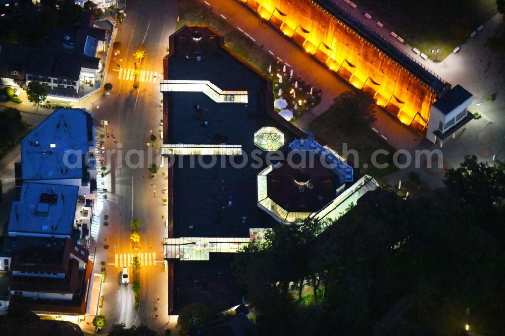 Aerial image at night Bad Rothenfelde - Night lighting Building of the restaurant Am alten Gradierwerk on Salinenstrasse in Bad Rothenfelde in the state Lower Saxony, Germany