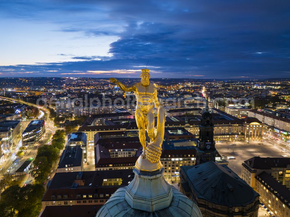 Dresden at night from above - Night lights and lighting Night lights and lighting Building of the New Town Hall of the Dresden city administration on Doktor-Kuelz-Ring in Dresden in the federal state of Saxony. The Golden Town Hall Man is a sculpture on the tower of the New Town Hall