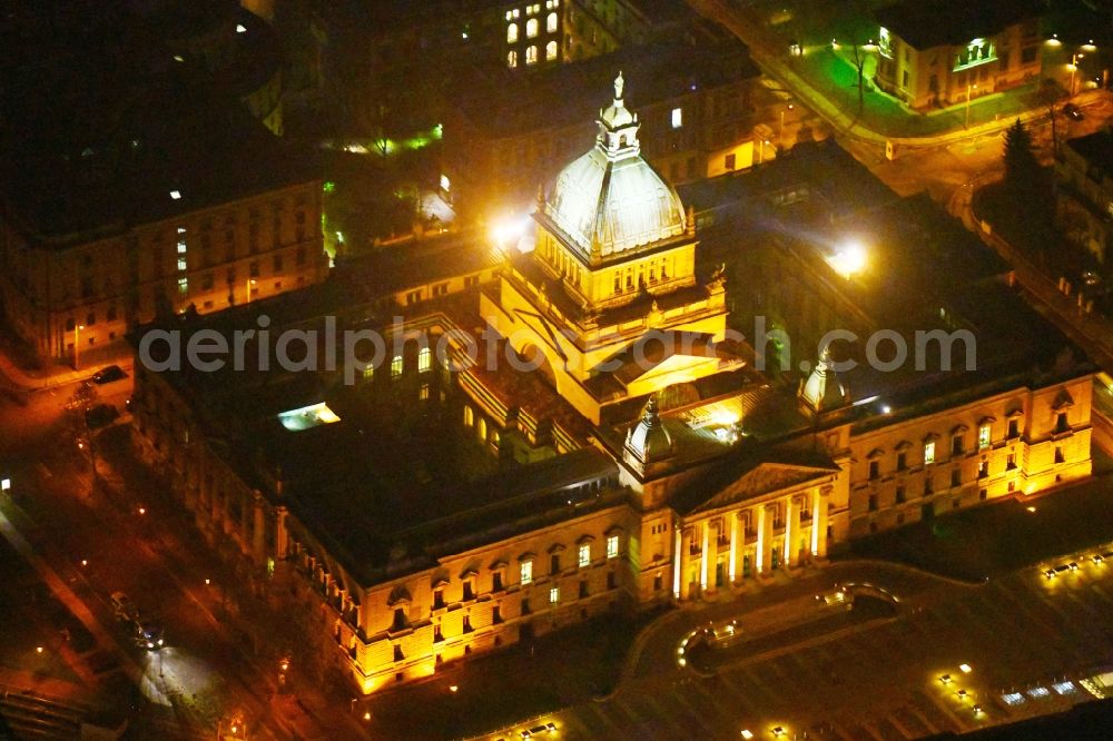 Aerial image at night Leipzig - Night lighting Building complex of the Bundesverwaltungsgericht on Simsonplatz court of in the district Zentrum-Sued in Leipzig in the state Saxony