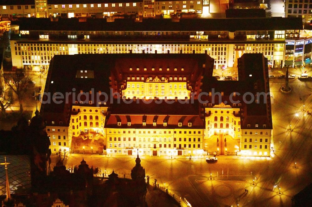 Aerial photograph at night Dresden - Night lighting complex of the hotel building Hotel Taschenbergpalais Kempinski Dresden in Dresden in the state Saxony, Germany