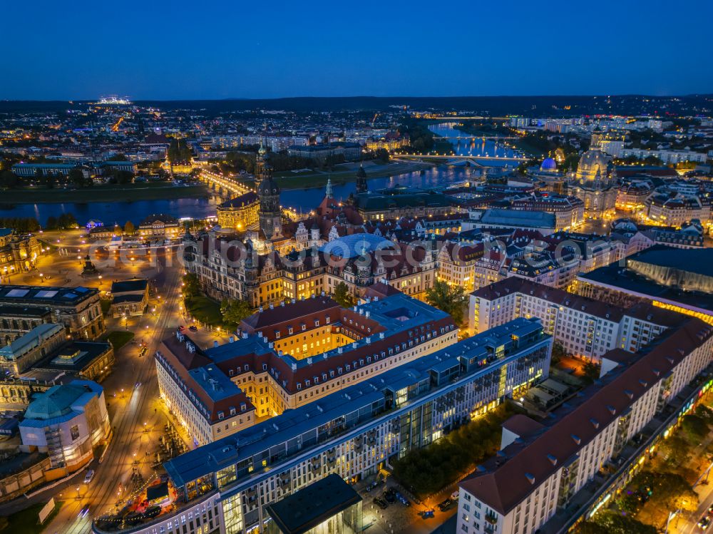 Aerial photograph at night Dresden - Night lighting complex of the hotel building Hotel Taschenbergpalais Kempinski Dresden in Dresden in the state Saxony, Germany