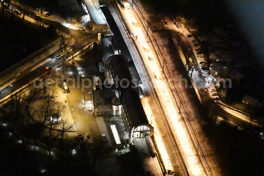 Aerial photograph at night Potsdam - Night view station railway building of the Deutsche Bahn in Potsdam in the state Brandenburg