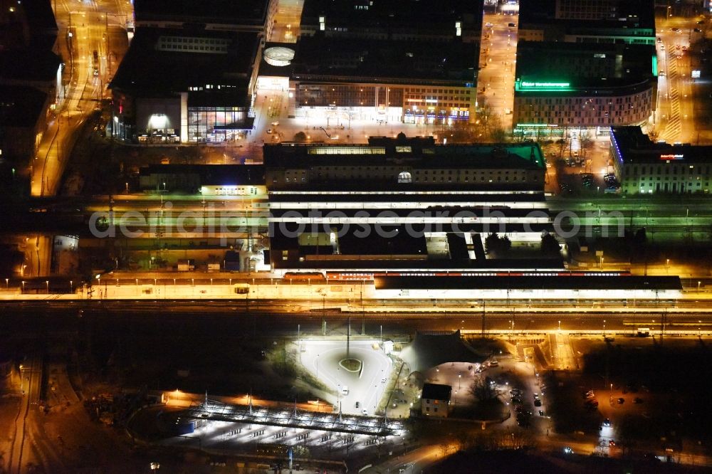 Aerial image at night Magdeburg - Night lighting Track progress and building of the main station of the railway in the district Altstadt in Magdeburg in the state Saxony-Anhalt