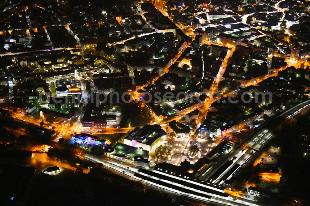 Aerial image at night Osnabrück - Night lighting Track progress and building of the main station of the railway in the district Innenstadt in Osnabrueck in the state Lower Saxony, Germany