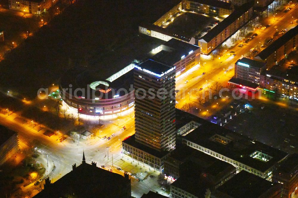 Frankfurt (Oder) at night from the bird perspective: Night lighting high-rise buildings Der Oderturm on Logenstrasse in Frankfurt (Oder) in the state Brandenburg, Germany